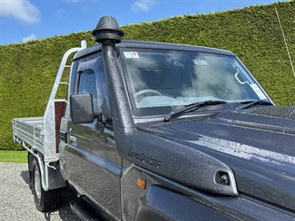 2023 Toyota Land Cruiser - Thumbnail