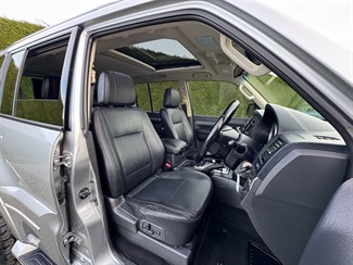 2018 Mitsubishi Pajero - Thumbnail