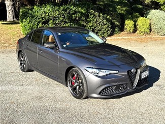 2020 Alfa Romeo Giulia - Thumbnail