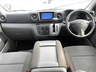 2020 Nissan NV350 - Thumbnail