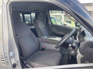 2020 Nissan NV350 - Thumbnail