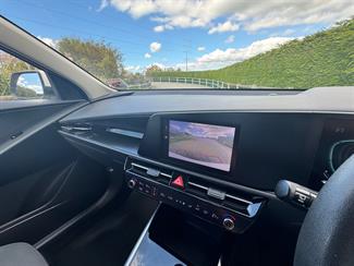 2023 KIA Niro - Thumbnail