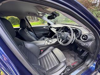 2019 Alfa Romeo Giulia - Thumbnail