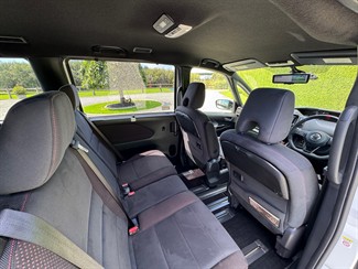 2019 Nissan Serena - Thumbnail