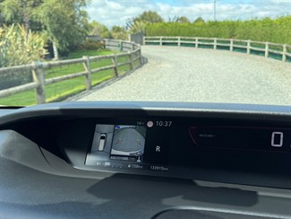 2019 Nissan Serena - Thumbnail