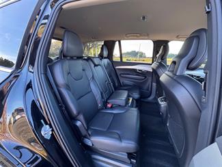 2017 Volvo XC90 - Thumbnail