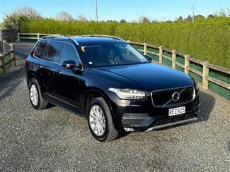 2017 Volvo XC90 - Thumbnail