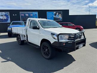 2023 Toyota Hilux - Thumbnail
