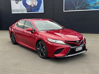 2019 Toyota Camry - Thumbnail