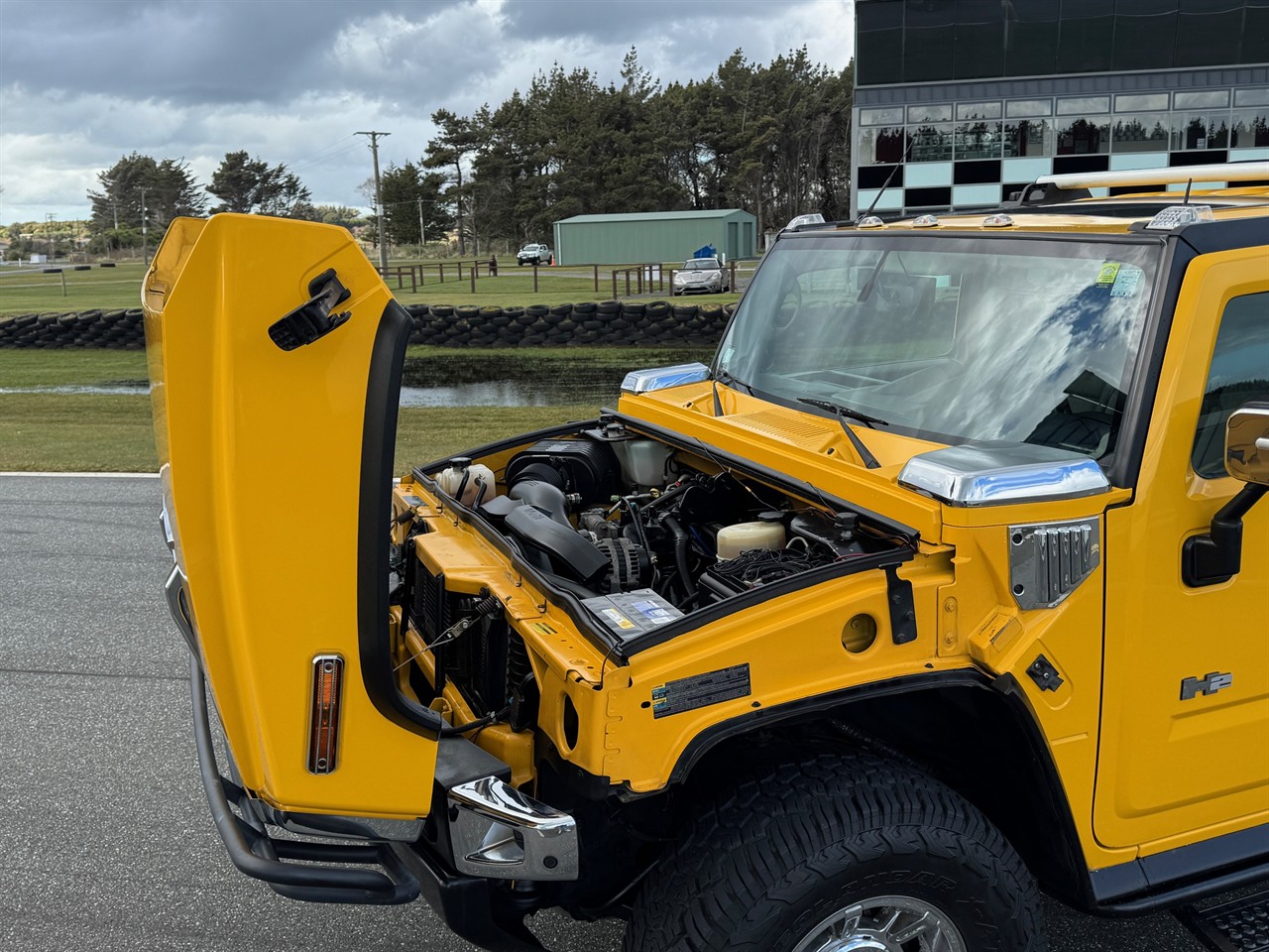 2004 Hummer H2