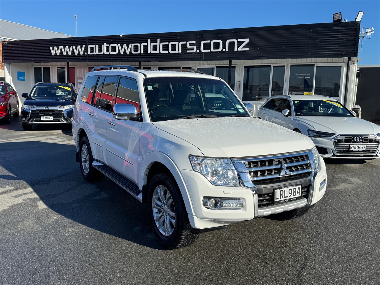 2018 Mitsubishi Pajero