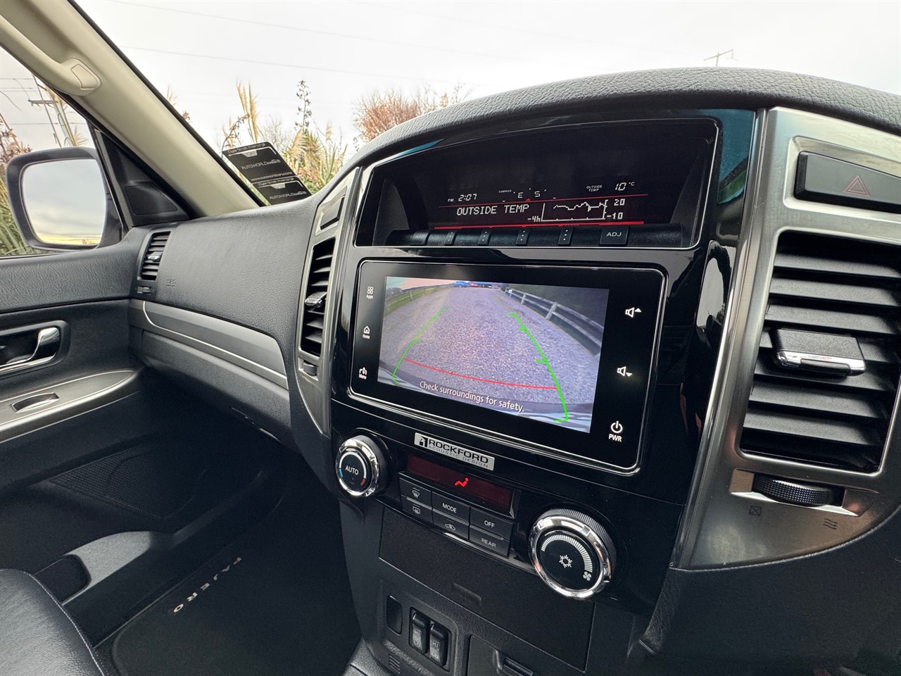 2018 Mitsubishi Pajero