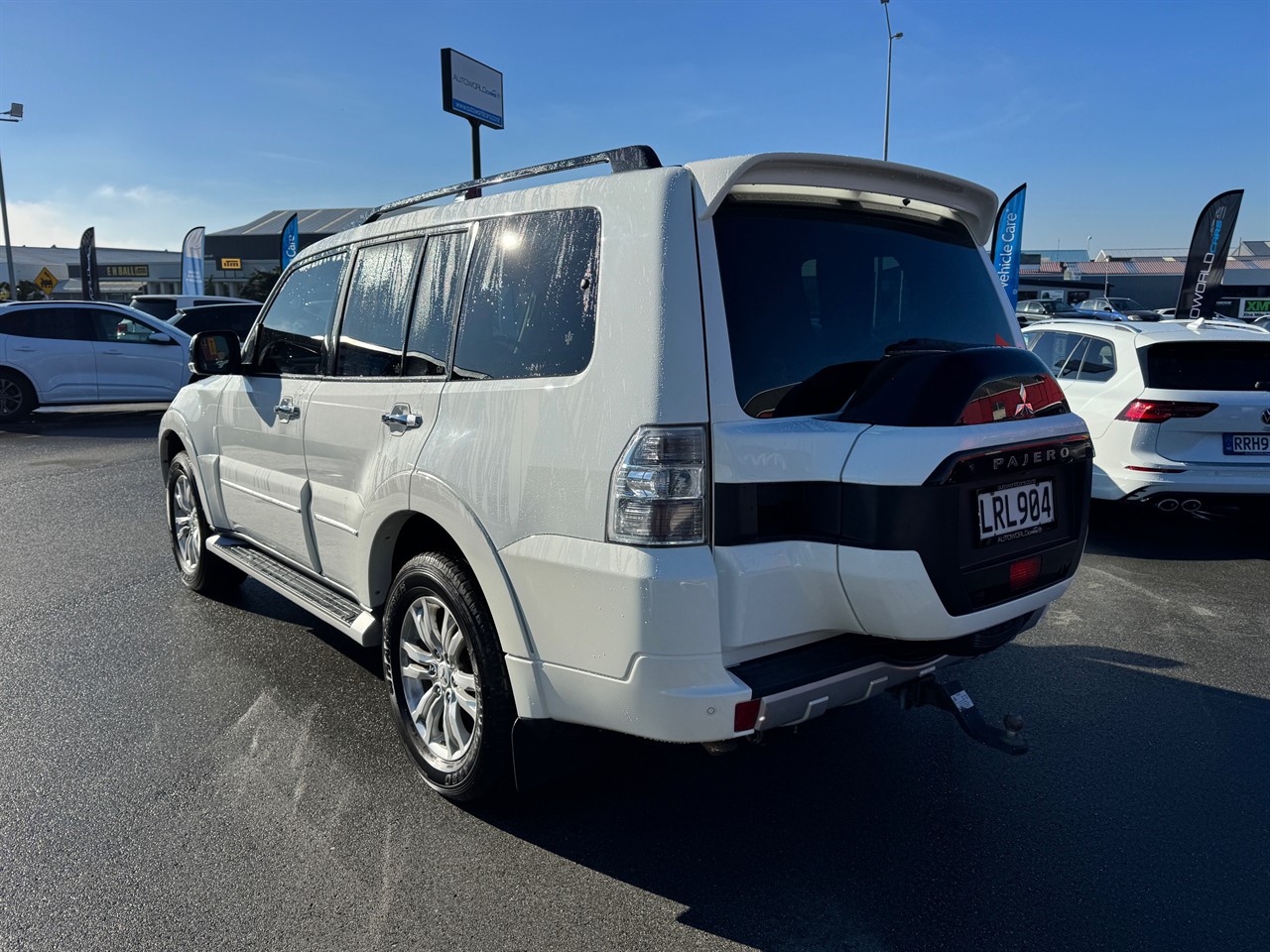 2018 Mitsubishi Pajero