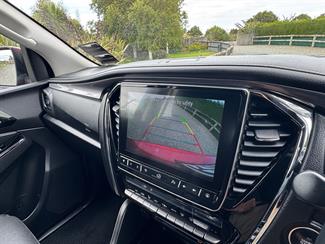 2022 Isuzu MU-X - Thumbnail