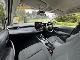 2022 Toyota Corolla - Thumbnail