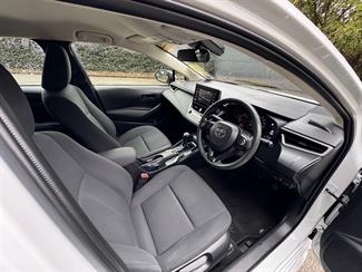 2022 Toyota Corolla - Thumbnail