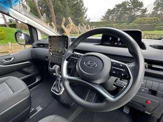 2023 Hyundai Staria Load - Thumbnail