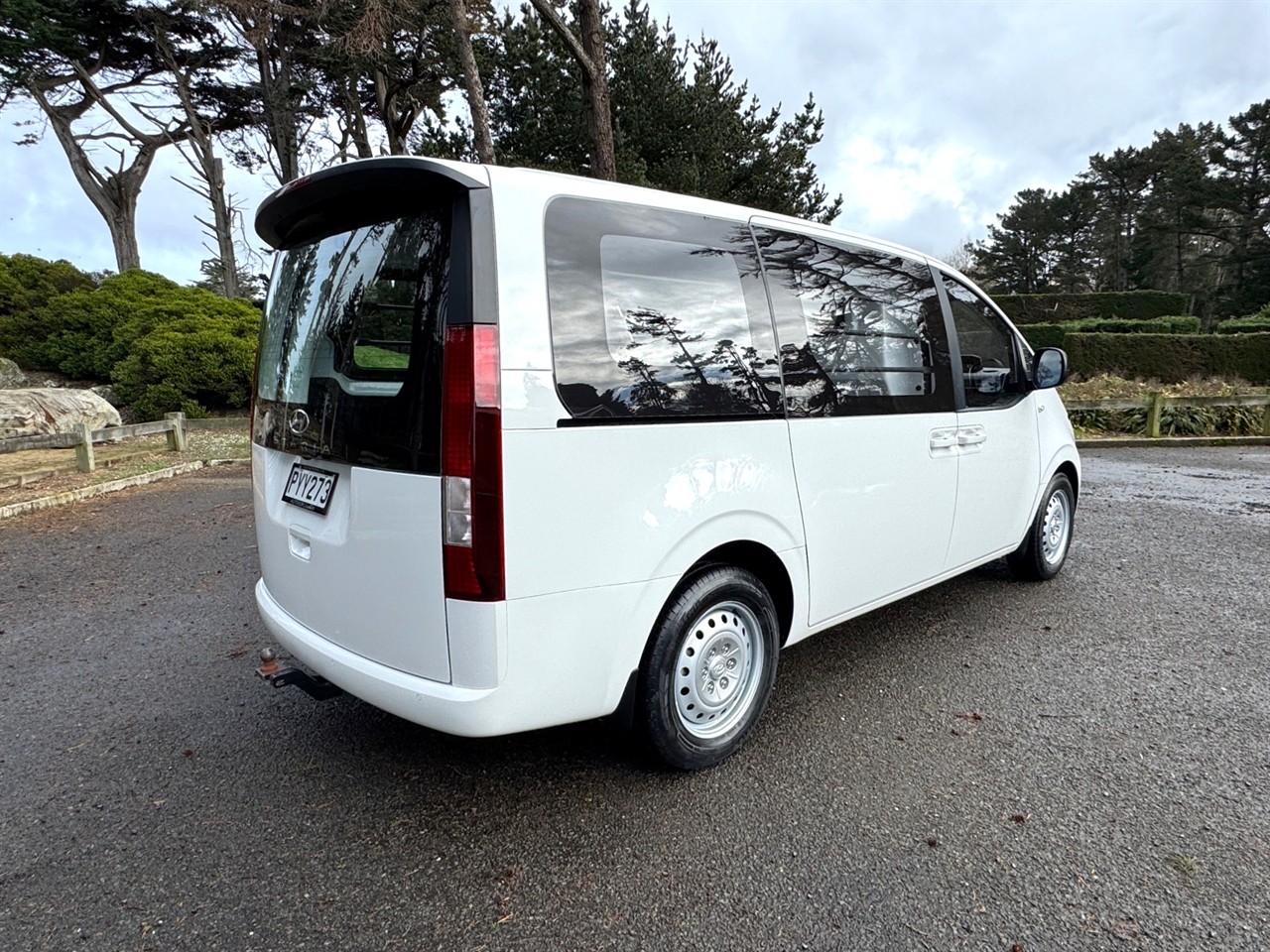 2023 Hyundai Staria Load