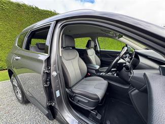 2021 Hyundai Santa Fe - Thumbnail