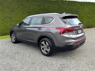 2021 Hyundai Santa Fe - Thumbnail