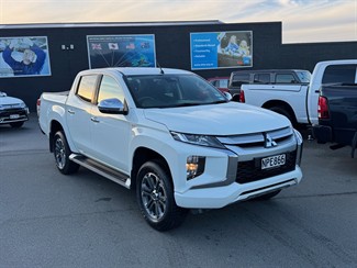 2021 Mitsubishi Triton - Thumbnail