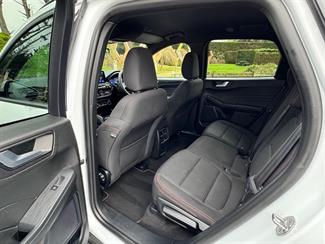 2023 Ford Escape - Thumbnail