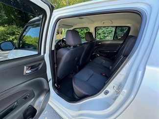 2012 SUZUKI SWIFT - Thumbnail