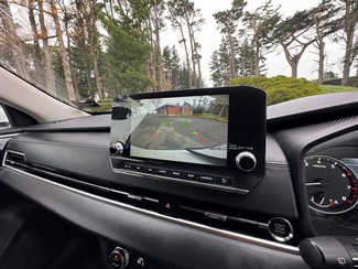2023 Mitsubishi Outlander - Thumbnail