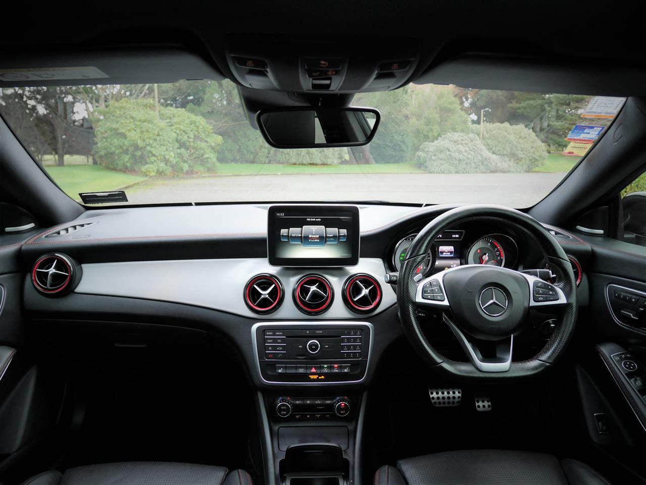 2016 Mercedes-Benz CLA250