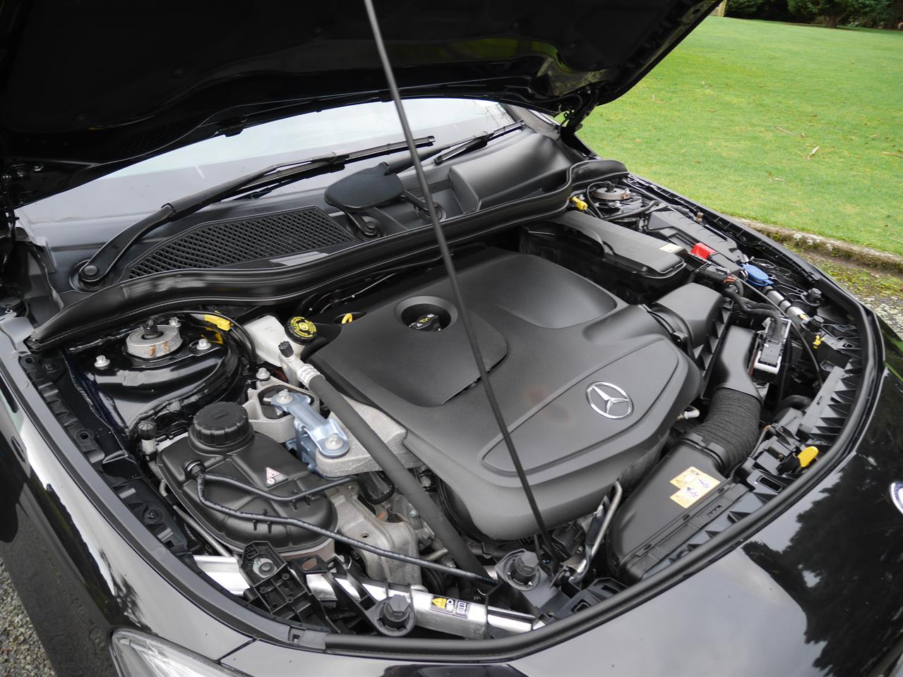 2016 Mercedes-Benz CLA250