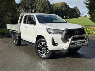2021 Toyota Hilux - Thumbnail