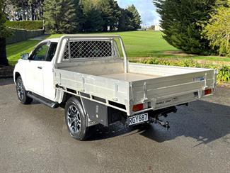 2021 Toyota Hilux - Thumbnail