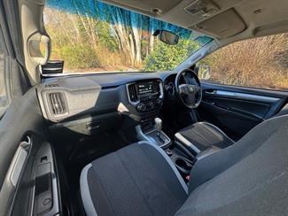 2016 Holden Colorado - Thumbnail