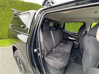 2016 Nissan Navara - Thumbnail