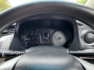 2016 Nissan Navara - Thumbnail