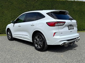2022 Ford Escape - Thumbnail