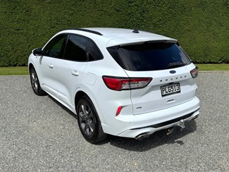 2022 Ford Escape - Thumbnail