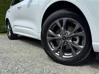 2022 Ford Escape - Thumbnail