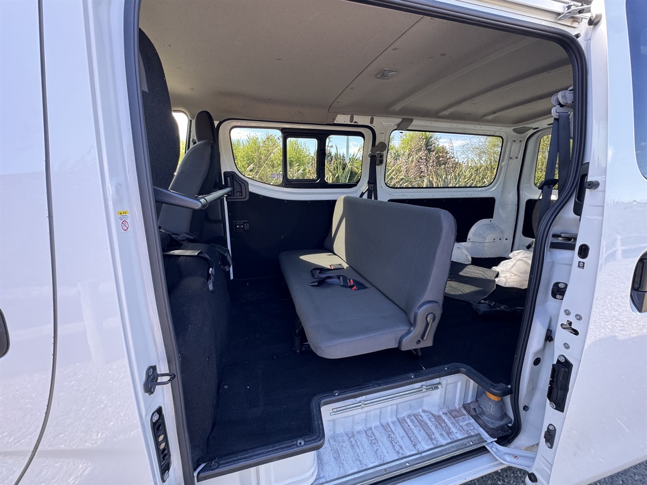 2023 Nissan NV350
