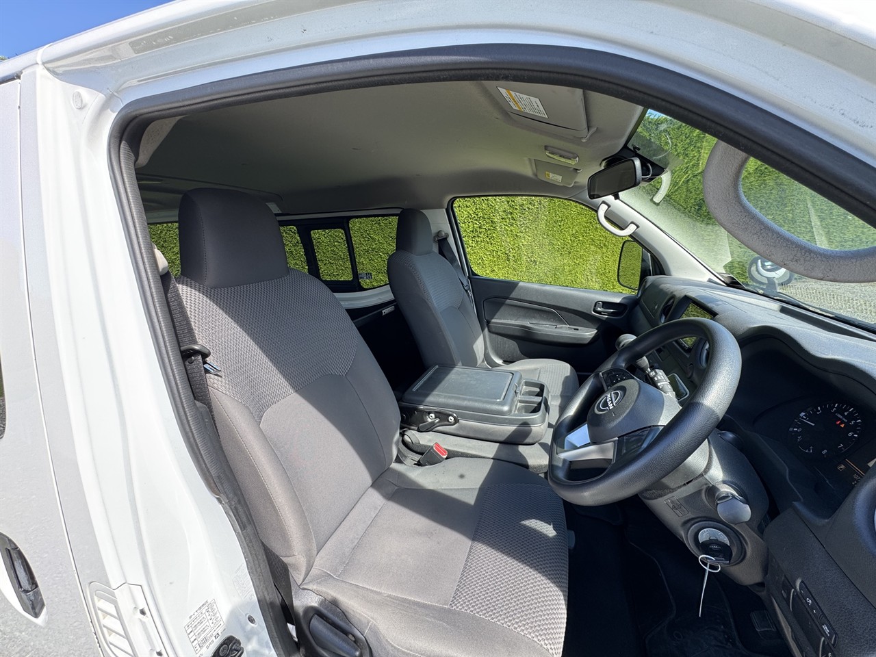 2023 Nissan NV350