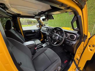 2020 Jeep Wrangler - Thumbnail