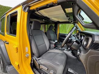 2020 Jeep Wrangler - Thumbnail