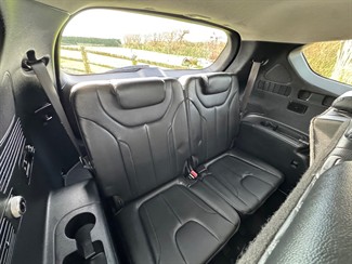 2021 Hyundai Santa Fe - Thumbnail