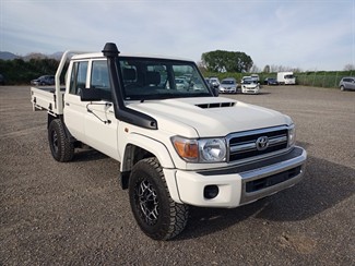 2020 Toyota Land Cruiser - Thumbnail