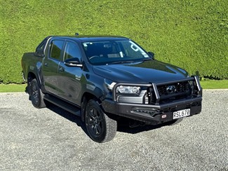 2024 Toyota Hilux - Thumbnail