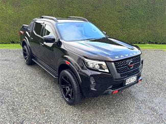 2022 Nissan Navara - Thumbnail