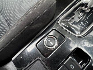 2022 Mitsubishi Outlander - Thumbnail