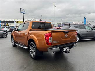 2015 NISSAN NAVARA - Thumbnail