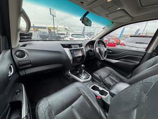 2015 NISSAN NAVARA - Thumbnail