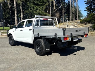 2024 Isuzu D-Max - Thumbnail